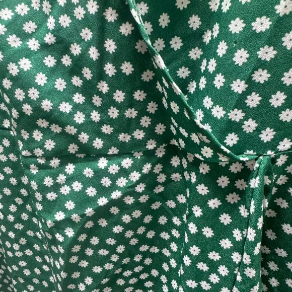 Green Floral Dress - Picture 3 of 4